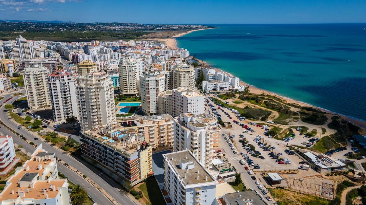 Magnificent 2Bdr Apartment W/ Ac & Pool - 2Min From Beach - By Lovelystay Armação de Pêra Extérieur photo